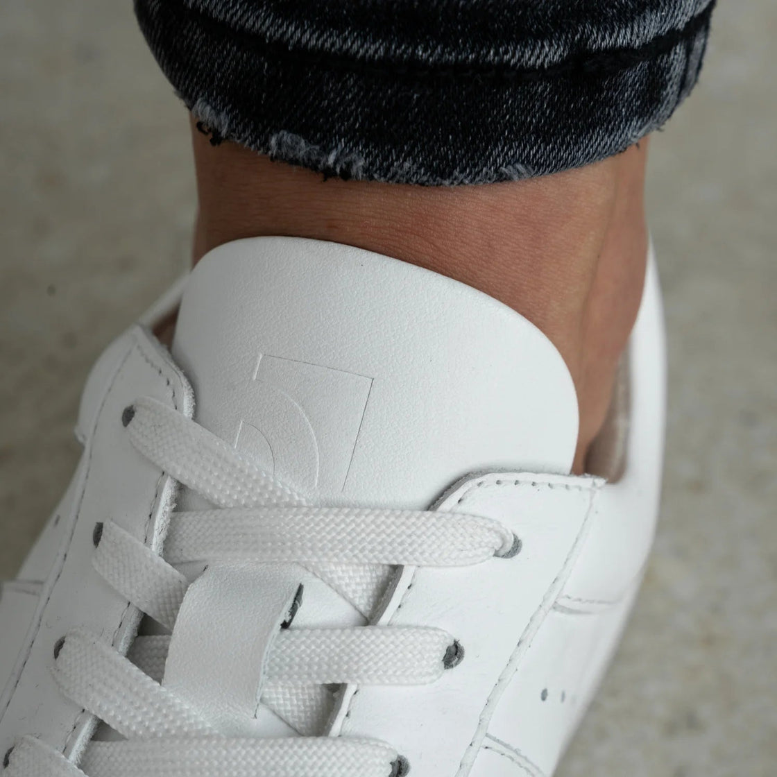 Sneakers Enigma - Premium Leather Minimalist Shoes - MyMara